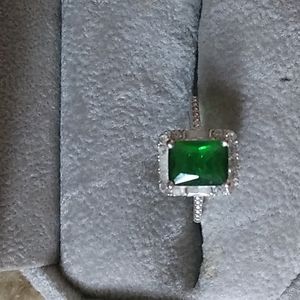 Women's Simulated Emerald Ring